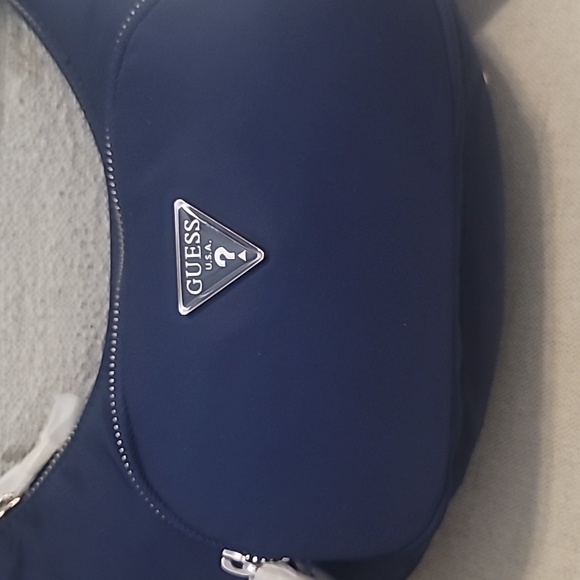 Guess Shoulder Bag - Picture 5 of 8